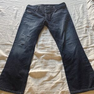 Diesel Men's Deep Indigo Bootcut Jeans 31/32